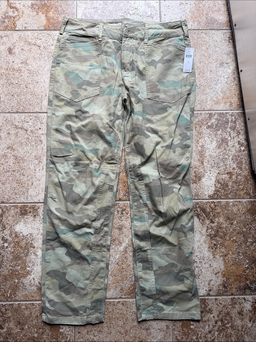 NWT Pilcro Camo Utility Pants - Green Camouflage